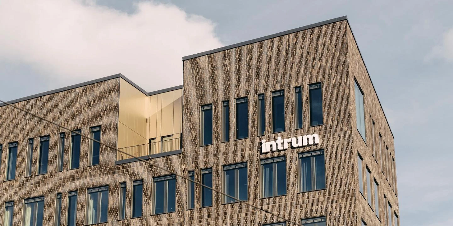 intrum-building intrum-building